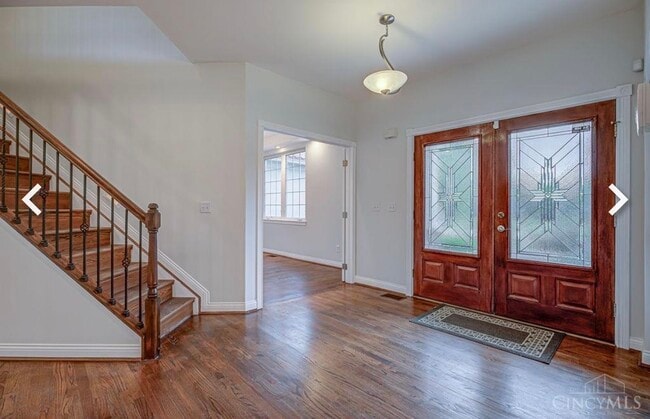 Building Photo - 3323 Devonian Dr