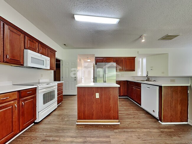 Foto del edificio - 3814 Sipes Ln