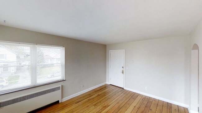 Building Photo - 6620 Coleridge Ave