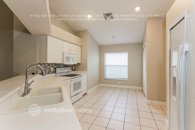 Foto del edificio - 513 Somerstone Dr