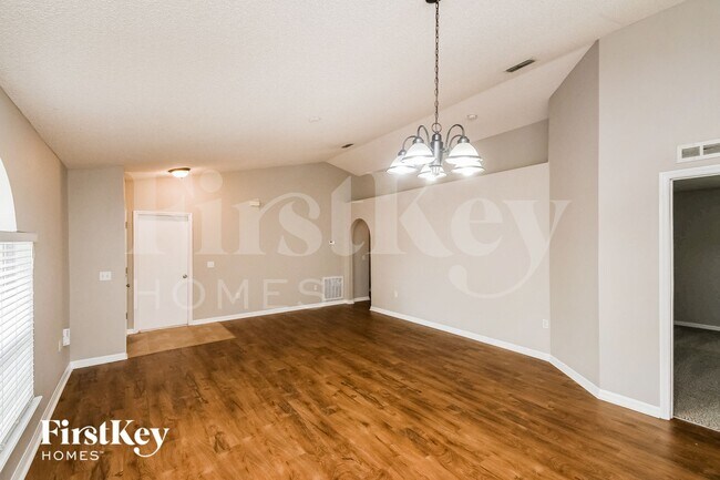 Building Photo - 6913 Playpark Trail