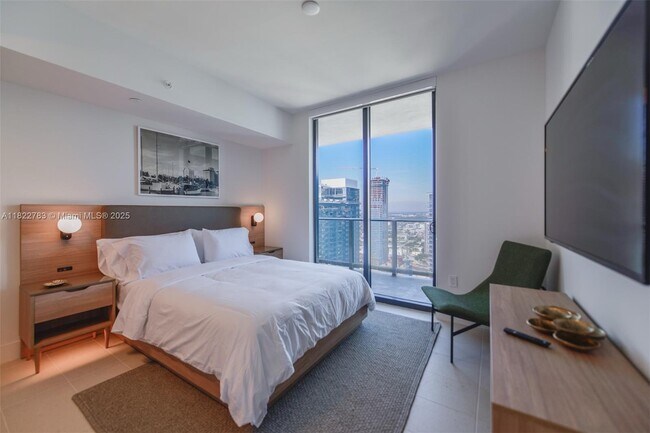 Foto del edificio - 159 NE 6th St