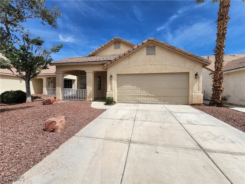Foto principal - 720 Solstice Ave