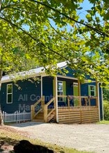 Building Photo - 5390 Valley Dr