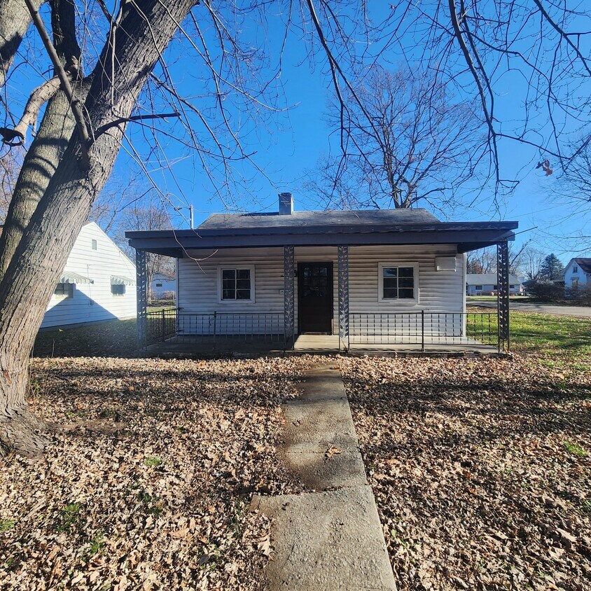 Primary Photo - 501 Plum St