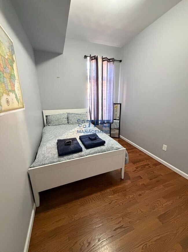 Foto del edificio - 142 Ripley Pl