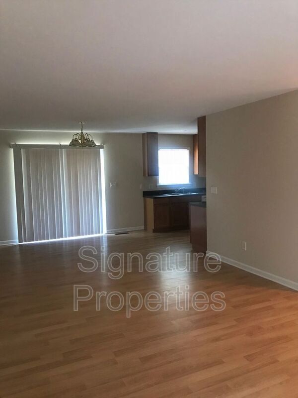Building Photo - 1265 Merifield Dr