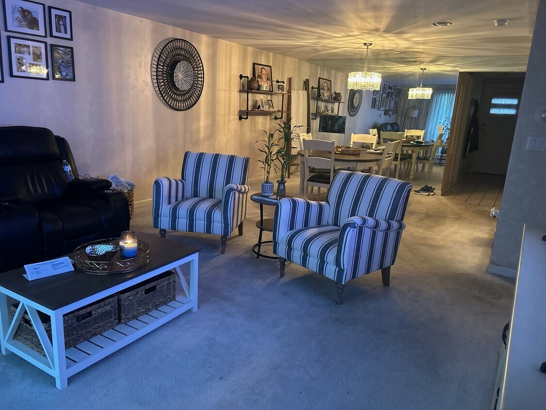 Foto principal - 201 Hoffman Ave