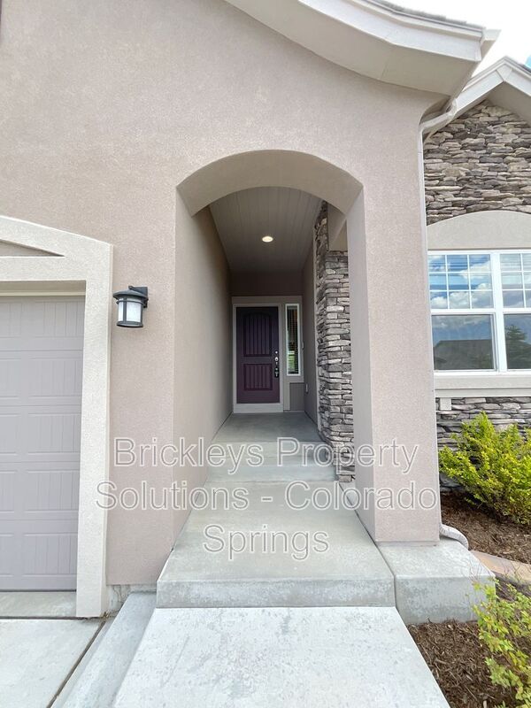 Foto del edificio - 3210 Red Cavern Rd
