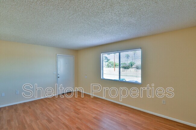 Foto del edificio - 860 E Brown Rd