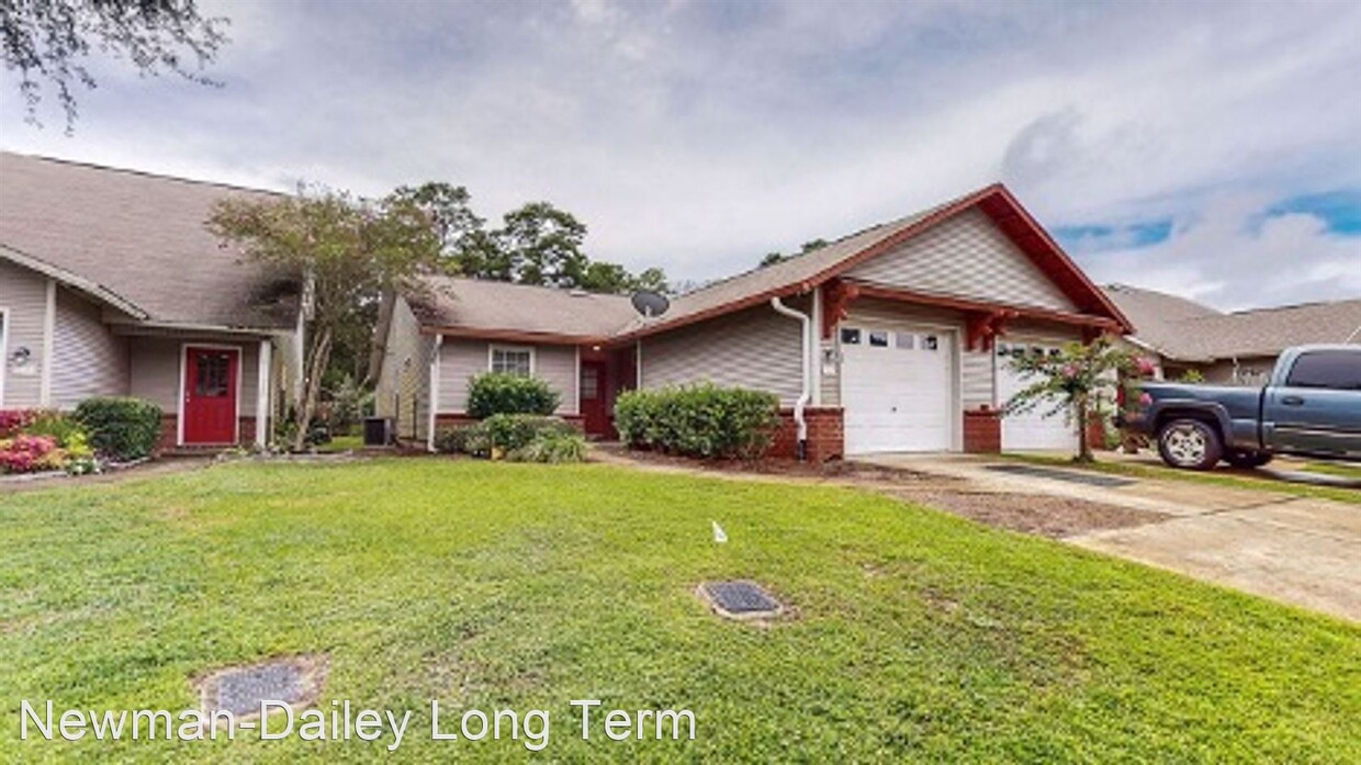 Primary Photo - 3 br, 2 bath House - 131 Via Largo