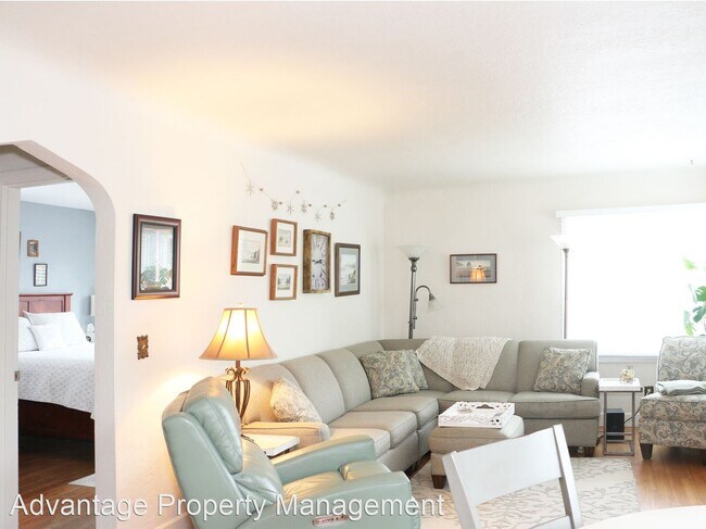 Foto del edificio - 2 br, 1 bath House - 250 Catron Street N