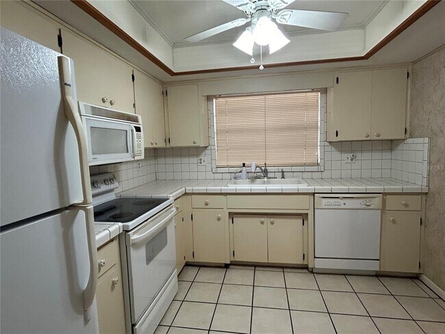Building Photo - 2274 Firestone Pl