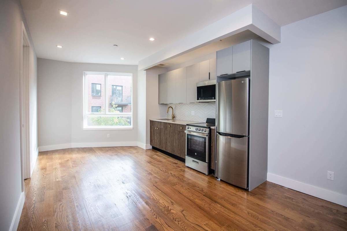 Foto principal - 217 Boerum St