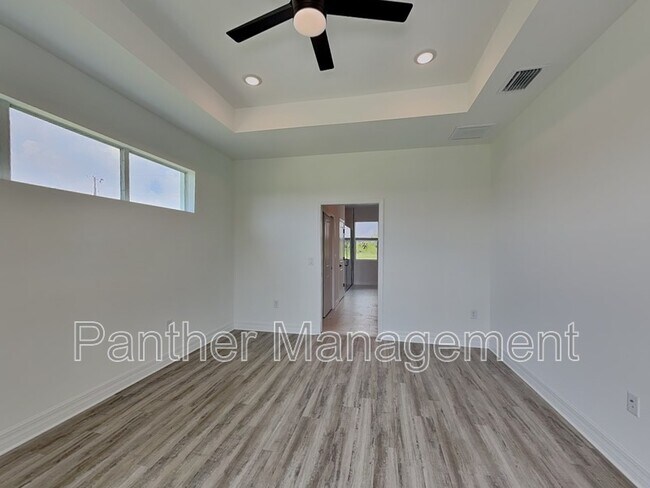 Building Photo - 16040 Galiano Ct