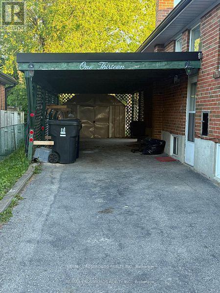 Photo du bâtiment - 113 Confederation Dr