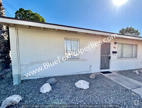 Building Photo - 474 N Silverbell Rd