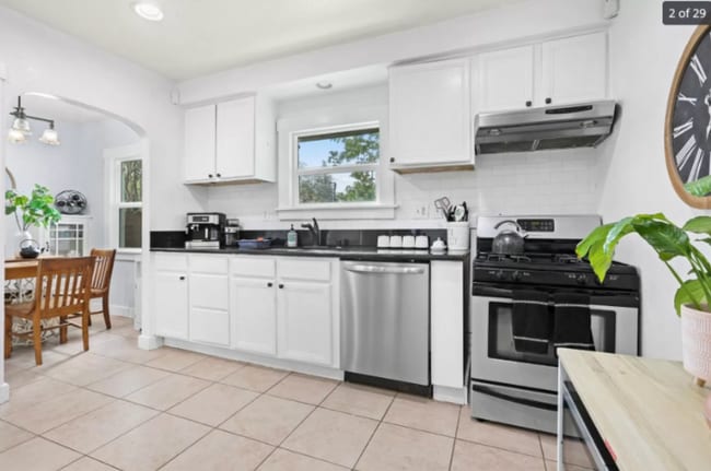 Foto del edificio - 3105 58th St