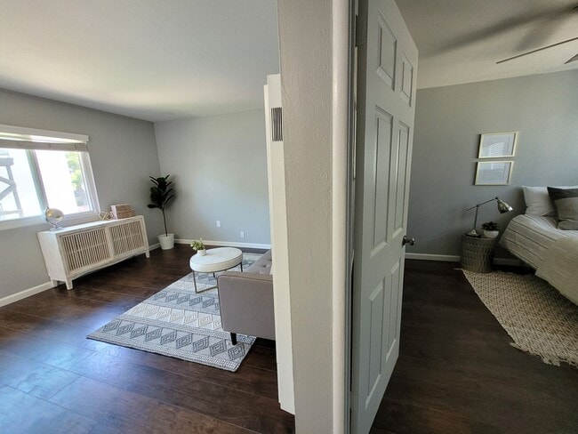 Building Photo - 2318 San Juan Ave