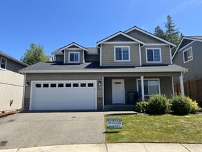 Building Photo - 702 Courage Ct