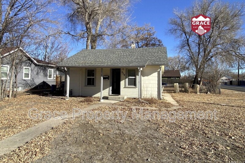 Primary Photo - 504 Quitman St