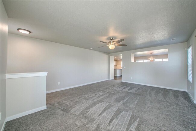 Building Photo - Two Story, Spacious Star Home!