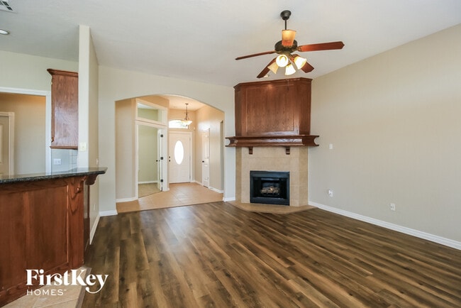 Building Photo - 1105 Kelsi Dr