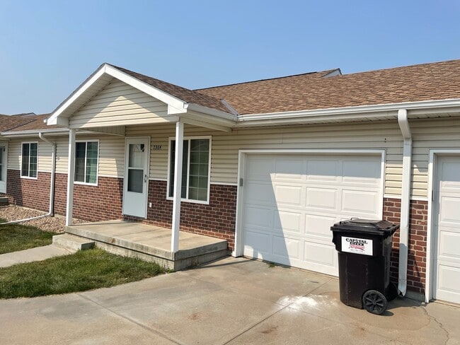 Building Photo - 7364 Mercy Ln