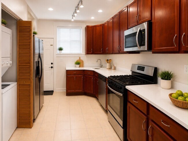 Foto del edificio - 1511 W Pratt Blvd