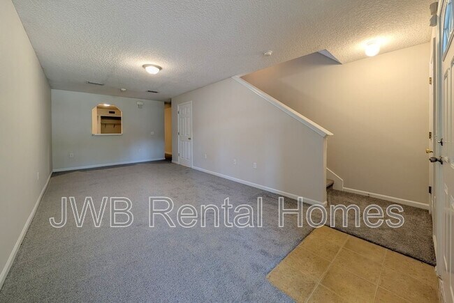 Foto del edificio - 8473 McGirts Village Ln