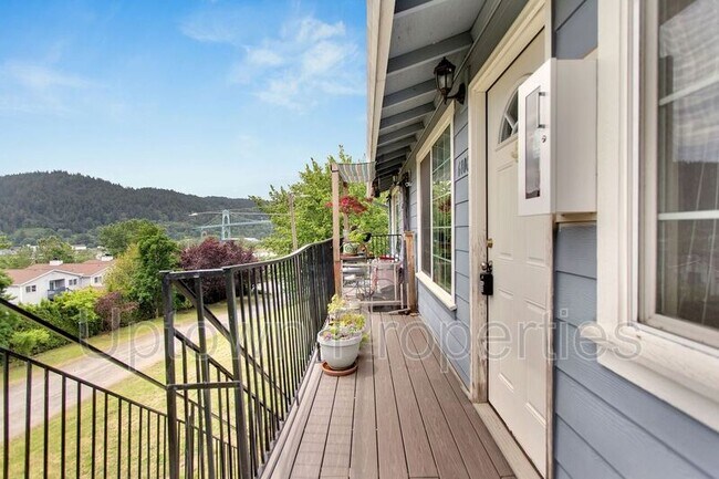 Photo - 6808 N Richmond Ave House