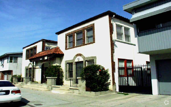 Foto del edificio - 1045 E 4th Street