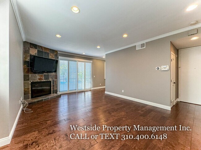 Foto del edificio - 8701 Falmouth Ave