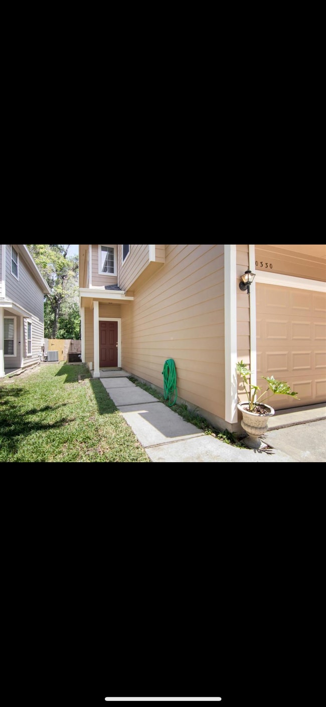 Building Photo - 20330 Roble Green Trl