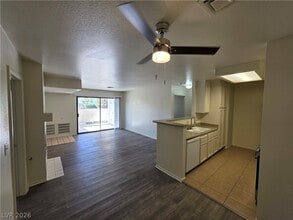 Building Photo - 4865 S Torrey Pines Dr