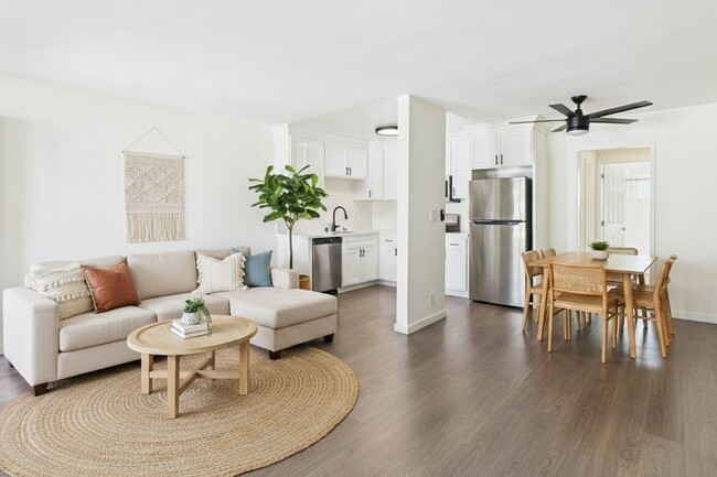 Foto del edificio - Reseda Apartments