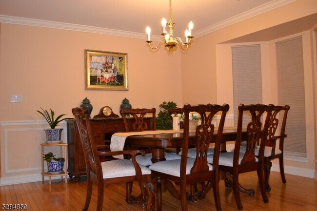Foto del edificio - 22 Mayflower Dr