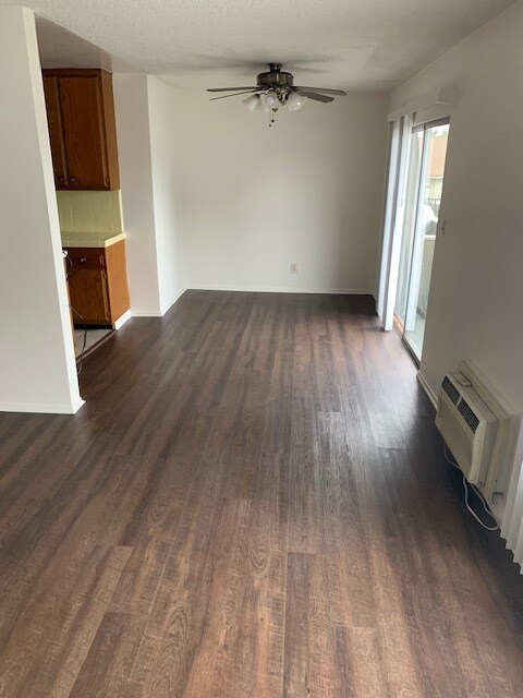 901-4 Dining area - 901 N Cedar St