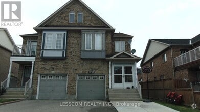 Building Photo - 858 Bethany Crescent