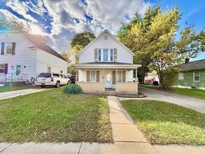 Building Photo - 919 S Logan St