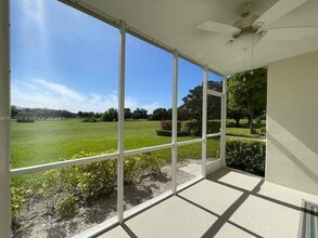 Building Photo - 2950 N Palm Aire Dr