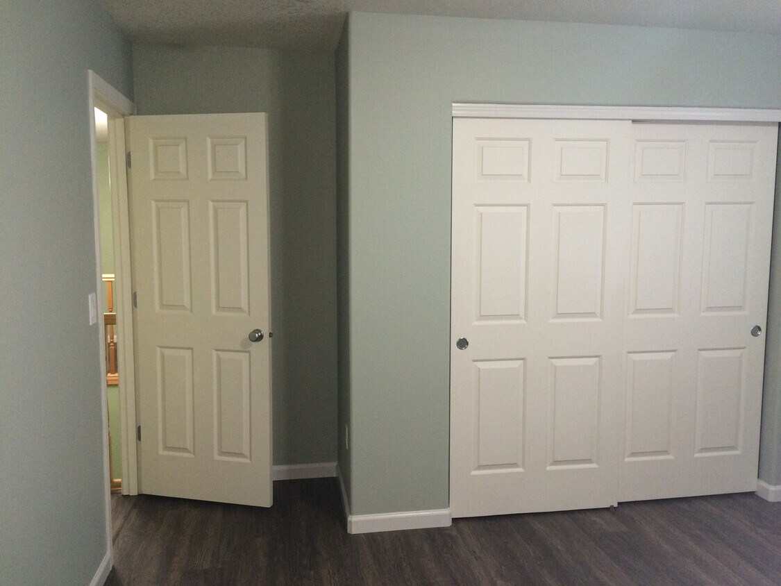 Primary Photo - Large Home for Rent in Sage Point Service Area