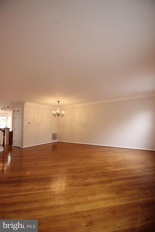 Building Photo - 46140 Cecil Terrace