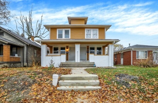 Building Photo - 810 N Euclid Ave