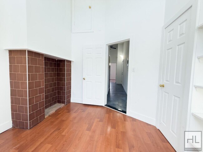 Foto del edificio - HARMAN STREET / Bushwick / 1-Bed (Flex 2) ...