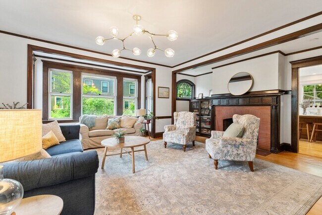 Foto del edificio - 12 Windermere Ave