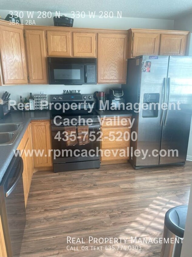 Foto del edificio - Beautiful Town house located in Providence...