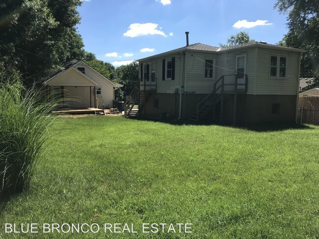Building Photo - 2 br, 1 bath House - 610 1/2 SE Green Street