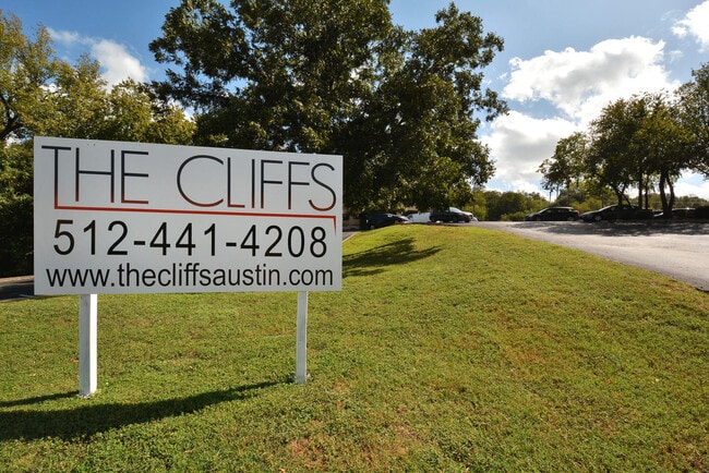 Interior Photo - The Cliffs