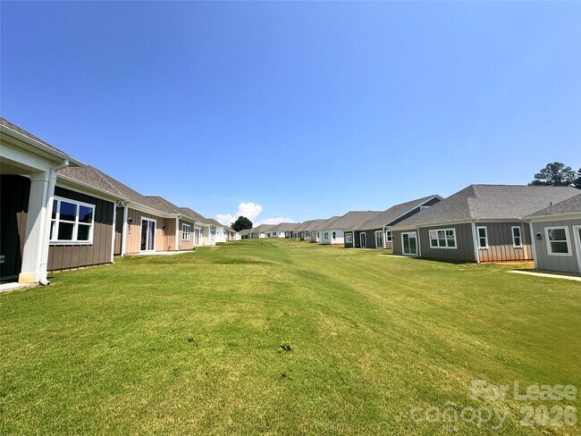 Foto del edificio - 4622 Kobus Ct.